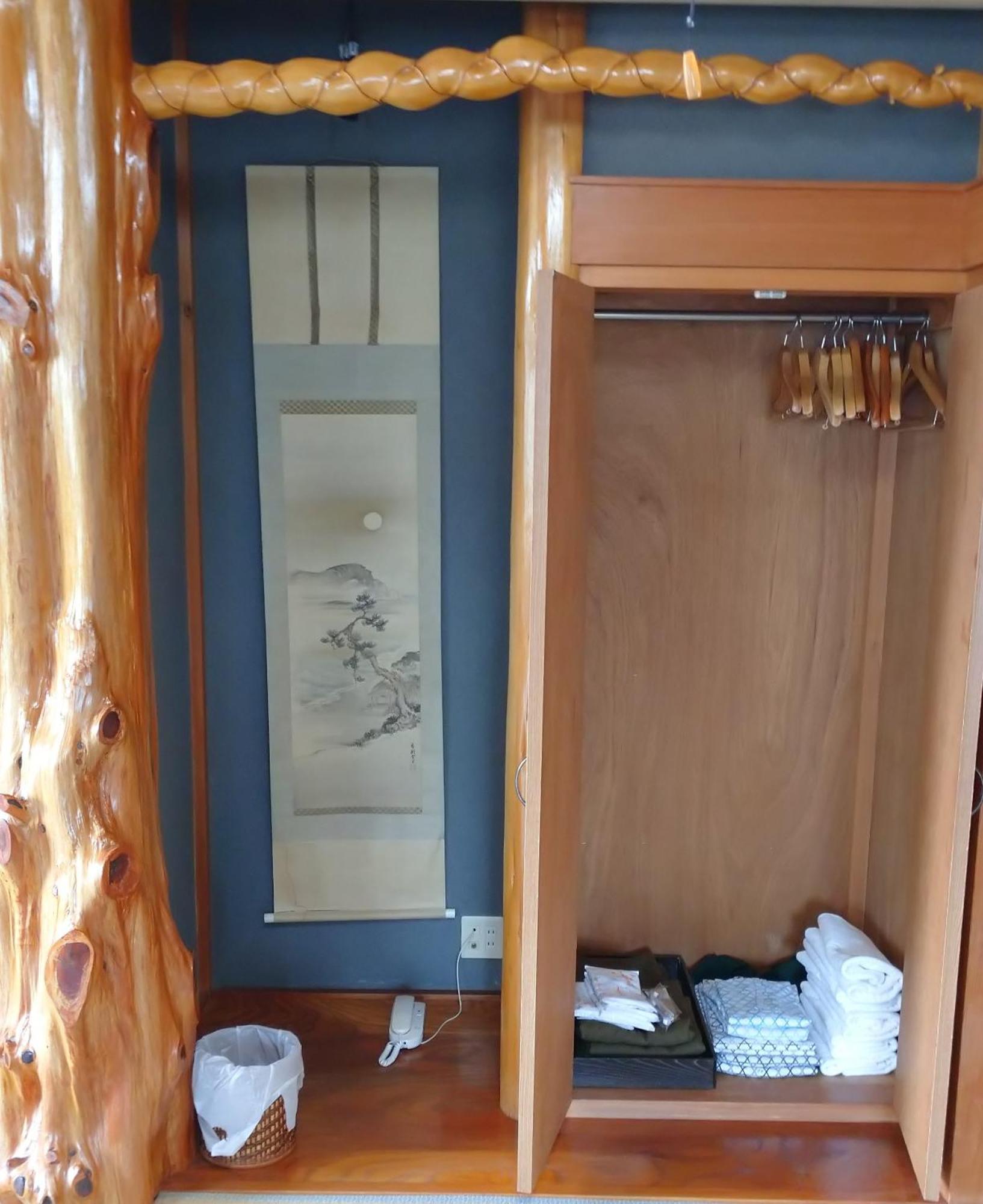 Nishimiyasou Hotel Fujikawaguchiko Bilik gambar